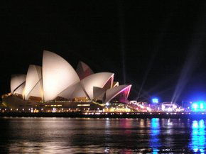 Sydney Opera House - Darwin Tourism 3