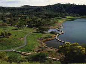 Mount Gambier Crater Lakes - Darwin Tourism 0