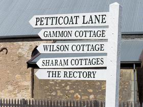 Walk With History At Penola - Darwin Tourism 0