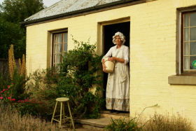 Grannie Rhodes' Cottage - Turn The Key Of Time - Darwin Tourism 0