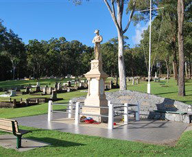 Pimpama And Ormeau War Memorial - Darwin Tourism 0