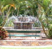 Bauer and Wiles Memorial Fountain - Darwin Tourism