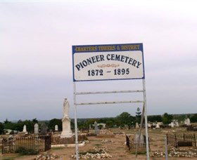 Pioneer Cemetery - Darwin Tourism 0