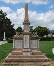 Boer War Memorial And Park - Darwin Tourism 0