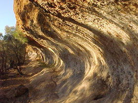 Wave Rock Trail - Darwin Tourism 0