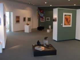 Warwick Art Gallery - Darwin Tourism 0