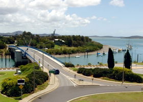 Gladstone Marina - Darwin Tourism 0