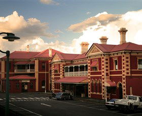 Historic Walk Through Mort Estate - Darwin Tourism 0
