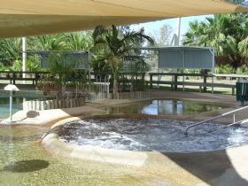 Blackall Aquatic Centre - Darwin Tourism 0