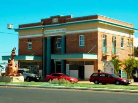 Charleville Heritage Trail Walk - Darwin Tourism 0