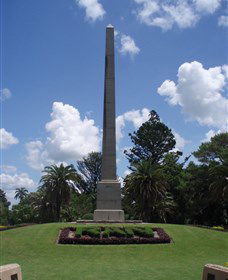 Rockhampton War Memorial - Darwin Tourism 0