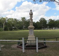 Apple Tree Creek War Memorial - Darwin Tourism