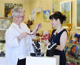 Town & Country Gallery - Darwin Tourism 0