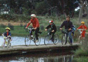 Braeside Park - Darwin Tourism 0