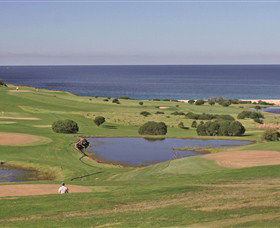 Gerringong Golf Club - Darwin Tourism 0