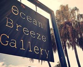 Ocean Breeze Gallery - Darwin Tourism 0