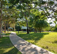 Millennium Esplanade and Tannum Sands Beach - Darwin Tourism