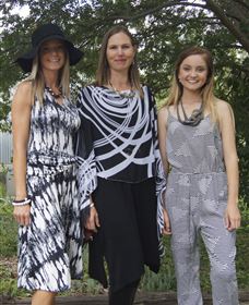 Sacs On Jenkins - Darwin Tourism 1