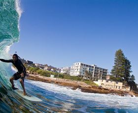 Manly Surf Guide - Darwin Tourism 2