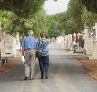 Heritage Highlights Interpretive Trail - West Terrace Cemetery - Darwin Tourism