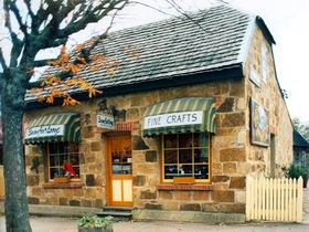 Bamfurlong Fine Crafts - Darwin Tourism 0