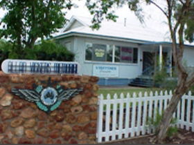 Charleville - Royal Flying Doctor Service Visitor Centre - Darwin Tourism 3