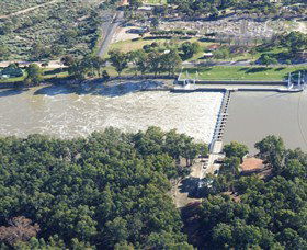 Lock 10 And Weir - Darwin Tourism 2