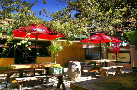 Crown Hotel Wentworth - Darwin Tourism 2