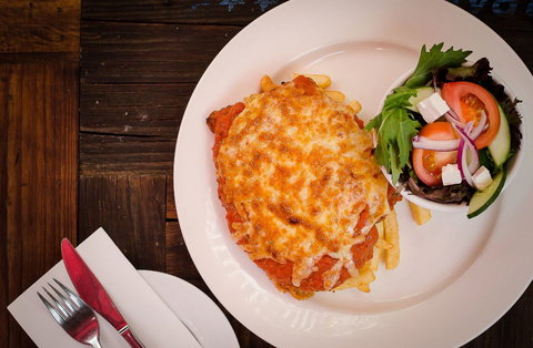 Crown Hotel Wentworth - Darwin Tourism 3