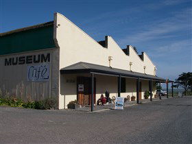 Meningie Cheese Factory Museum - Darwin Tourism 0