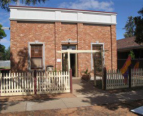Balranald Heritage Trail - Darwin Tourism 1
