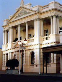 The World Theatre - Darwin Tourism 1