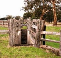 Wiese's Horse Dip - Part of Historic Drive - Darwin Tourism