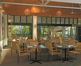 Treetops Restaurant - Darwin Tourism 0