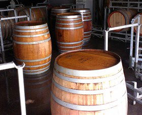 Red Earth Estate Vineyard - Darwin Tourism 7