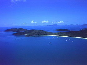 Whitehaven Beach - Darwin Tourism 3