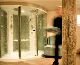 Salus Spa At Lake House - Darwin Tourism 4