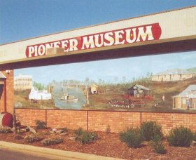 Pioneer Museum - Darwin Tourism 0