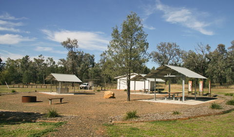 Terry Hie Hie Picnic Area - Darwin Tourism 3