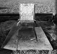 Grave of Yuranigh - Darwin Tourism