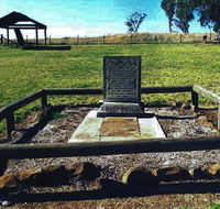 Yuranighs Aboriginal Grave Historic Site - Darwin Tourism