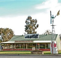 Headlie Taylor Header and Blacksmiths Shop - Darwin Tourism