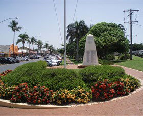 Yeppoon War Memorial - Darwin Tourism 0