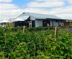 Ravens Creek Farm - Darwin Tourism 0