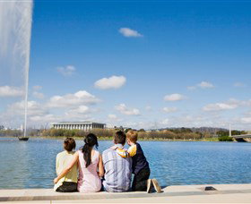 Captain James Cook Memorial - Darwin Tourism 3