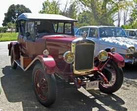 Ricks Auto Museum - Darwin Tourism 2