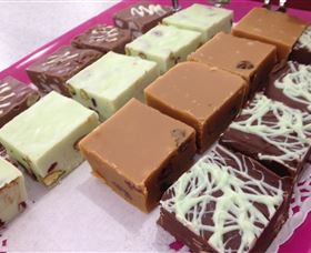 Taylors Sweets And Treats - Darwin Tourism 7
