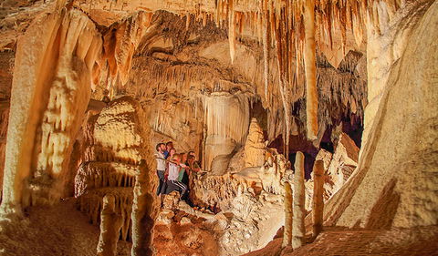 Kooringa Cave - Darwin Tourism 0