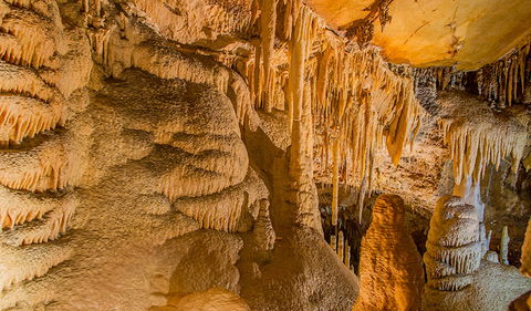 Kooringa Cave - Darwin Tourism 2
