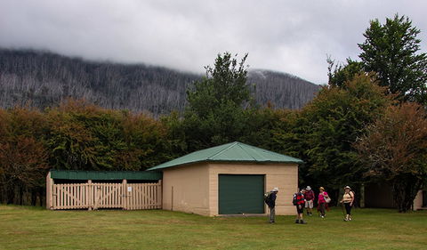 Bullocks Hut - Darwin Tourism 0